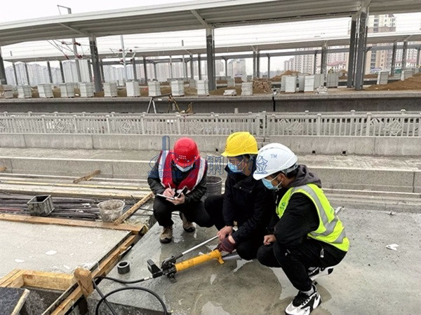 地鐵后擴(kuò)底錨栓抗拉拔承載力檢測案例